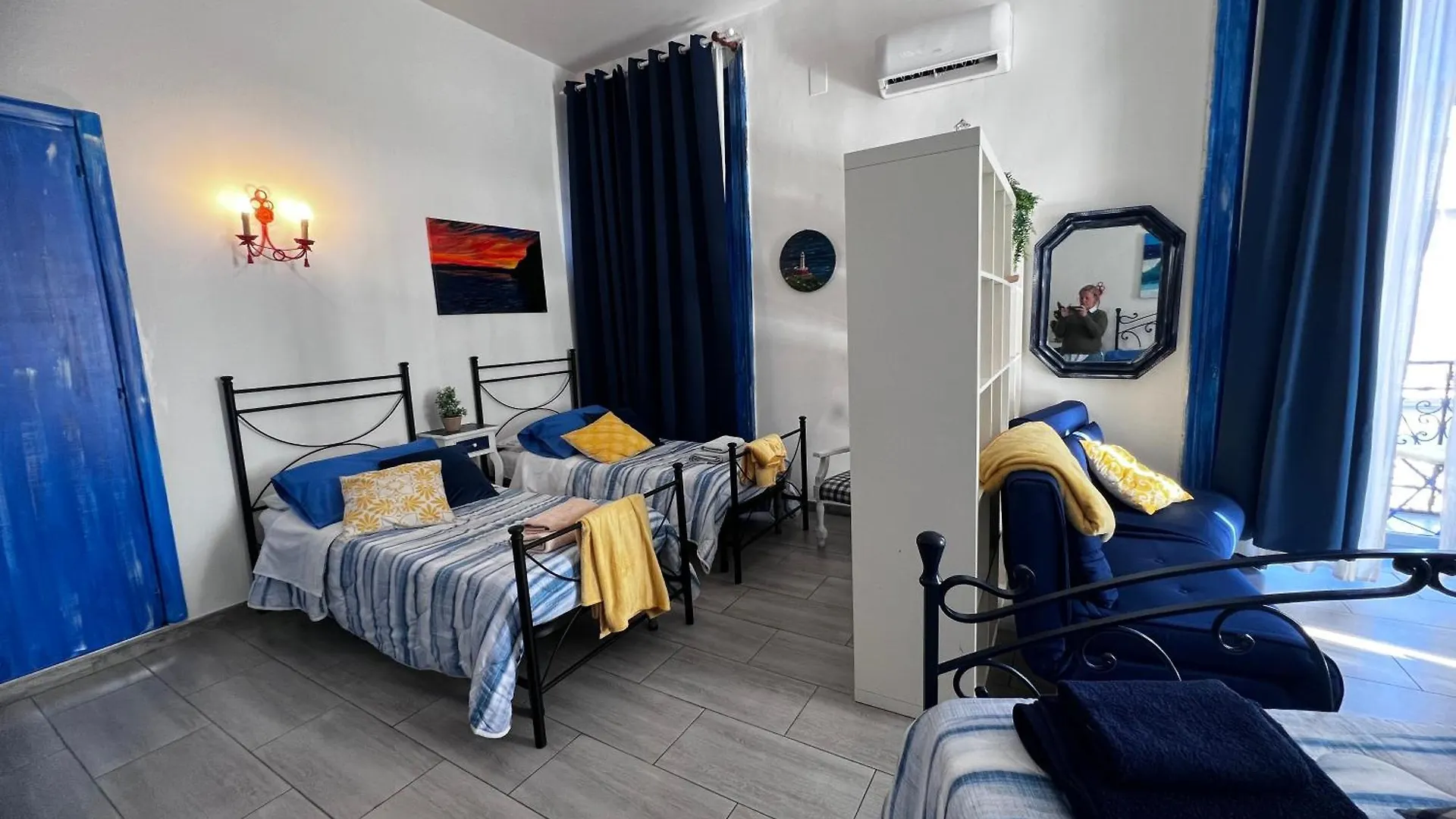 Suites Giudecca نابولي 0*,